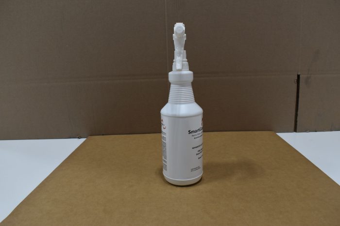 Front of bottle of Smart Glass Spray
